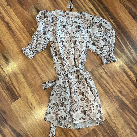 Gorgeous English factory dress NWT - Picture 8 of 8